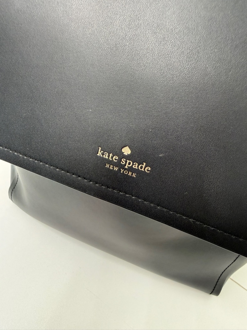 KATE SPADE Black Leather Backpack with Light Pink Inside - Picture 3 of 6